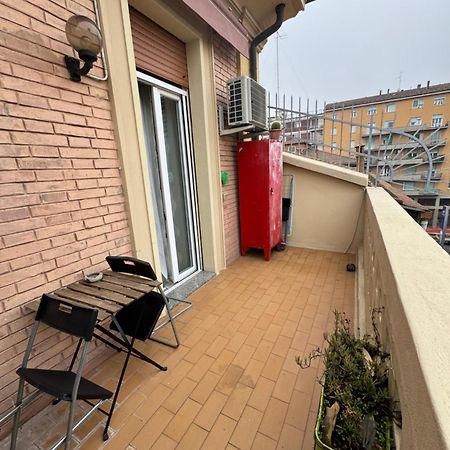 Central And Cosy Apartament Болоня Екстериор снимка