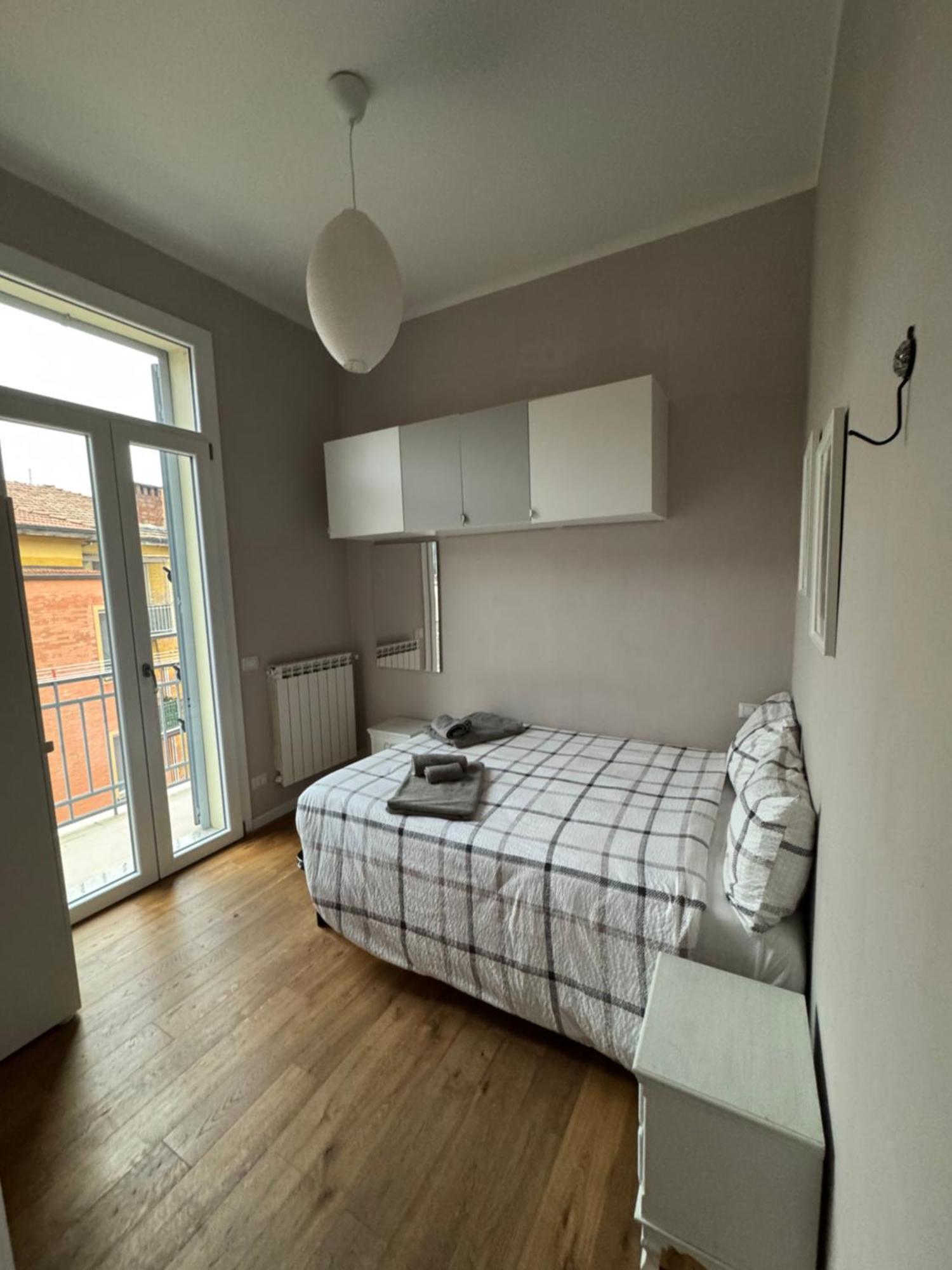 Central And Cosy Apartament Болоня Екстериор снимка